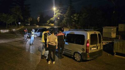 AFYONKARAHİSAR’DA POLİS TARAFINDAN MESİRELİK ALANLARA YÖNELİK YAPILAN DENETİMLERİN DEVAM ETTİĞİ
