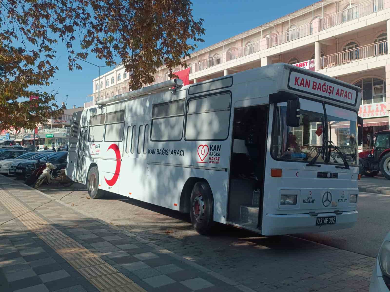 Şuhut’ta kan bağışına yoğun ilgi