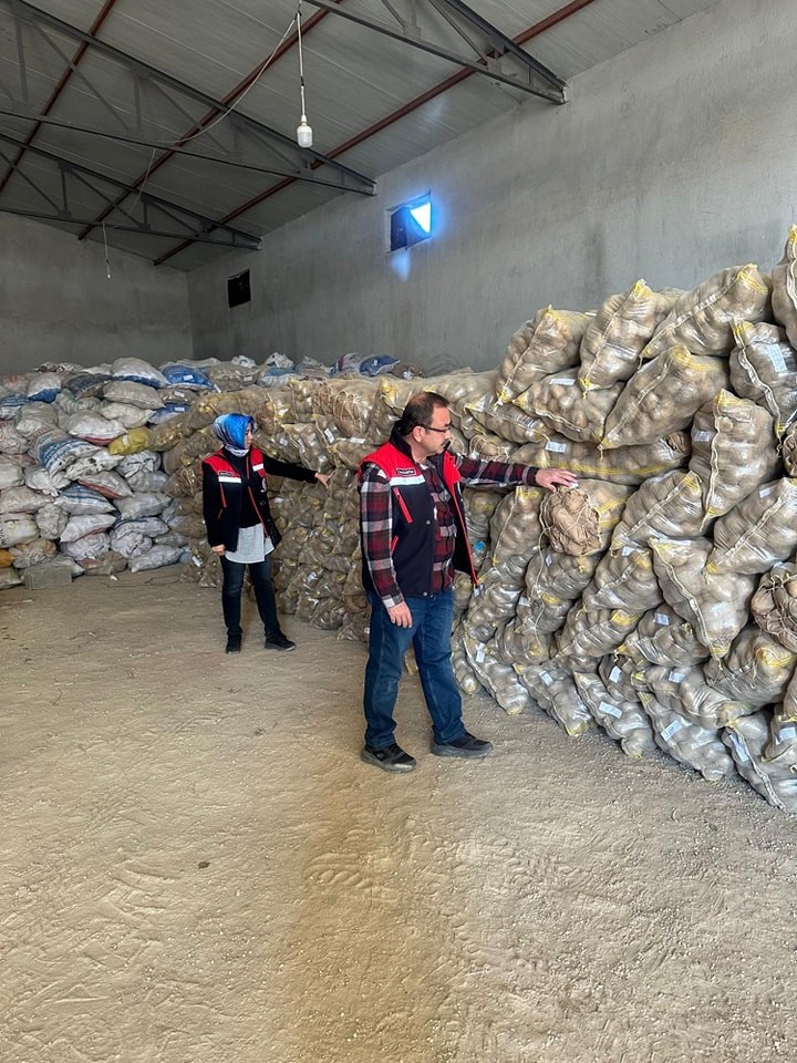 AFYONKARAHİSAR’DAN, TUNUS VE AZERBAYCAN’A YAKLAŞIK 300 TON PATATES İHRACATI YAPILDIĞI