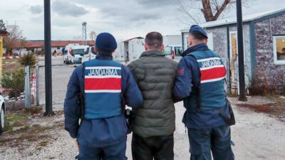 Afyonkarahisar İl Jandarma Komutanlığı, aranan şahısların tespiti ve yakalanmasına yönelik