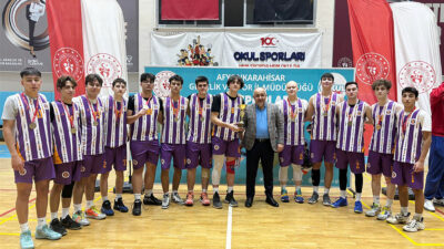 Afyonkarahisar’da düzenlenen Okul Sporları Genç Erkekler Basketbol Müsabakaları, Tınaztepe Spor