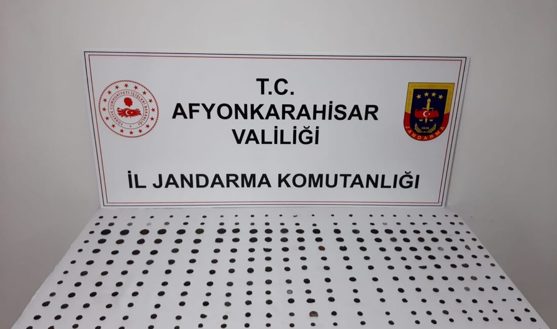 Afyonkarahisar İl Jandarma Komutanlığınca, kaçakçılıkla mücadele kapsamında yapılan çalışmalar neticesinde;