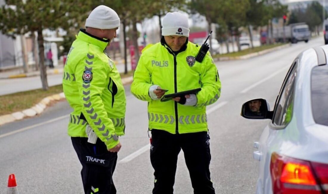 Isparta’da gerçekleştirilen trafik denetimlerinde,