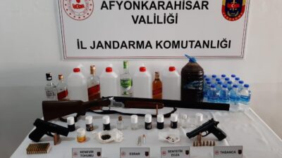 Afyonkarahisar İl Jandarma Komutanlığınca, uyuşturucu ve kaçakçılıkla mücadele kapsamında yapılan