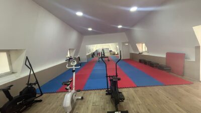 Emirdağ Belediyesi tarafından kadınlara yönelik düzenlenen spor ve yoga kursları