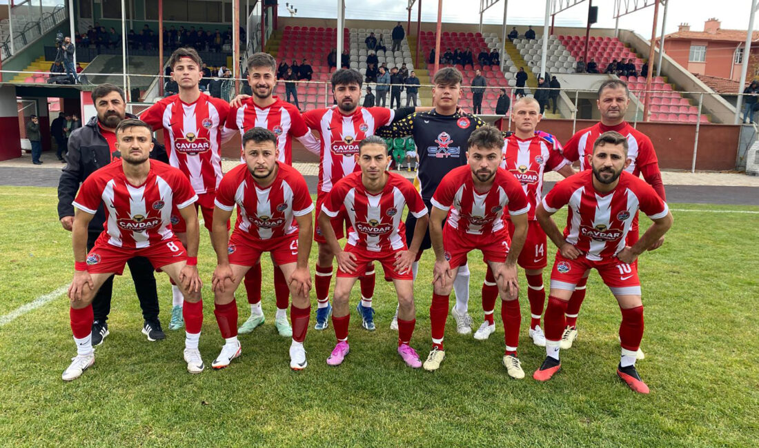 Afyonkarahisar 1. Amatör Küme C Grubu’nda mücadele eden Ortapınarspor, MahmutköyüKartalspor’u