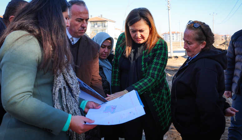 Afyonkarahisar Belediye Başkanı Burcu Köksal, Nuri Demirayak Parkı’nda önemli incelemelerde