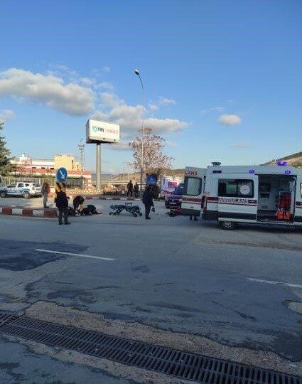 Bilecik’te motosiklet ile otomobilin çarpışması sonucu meydana gelen trafik kazasında