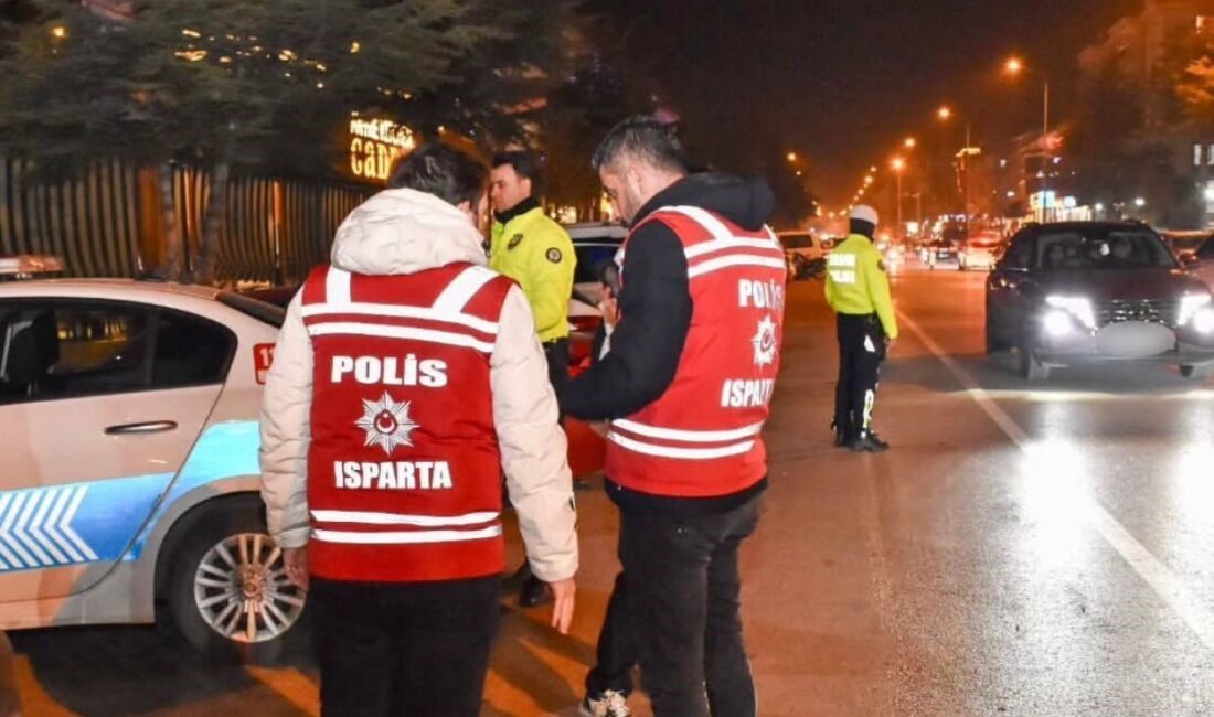 Isparta Trafik Şube Müdürlüğü ekipleri, modifiye araçlar ve abartı egzoz