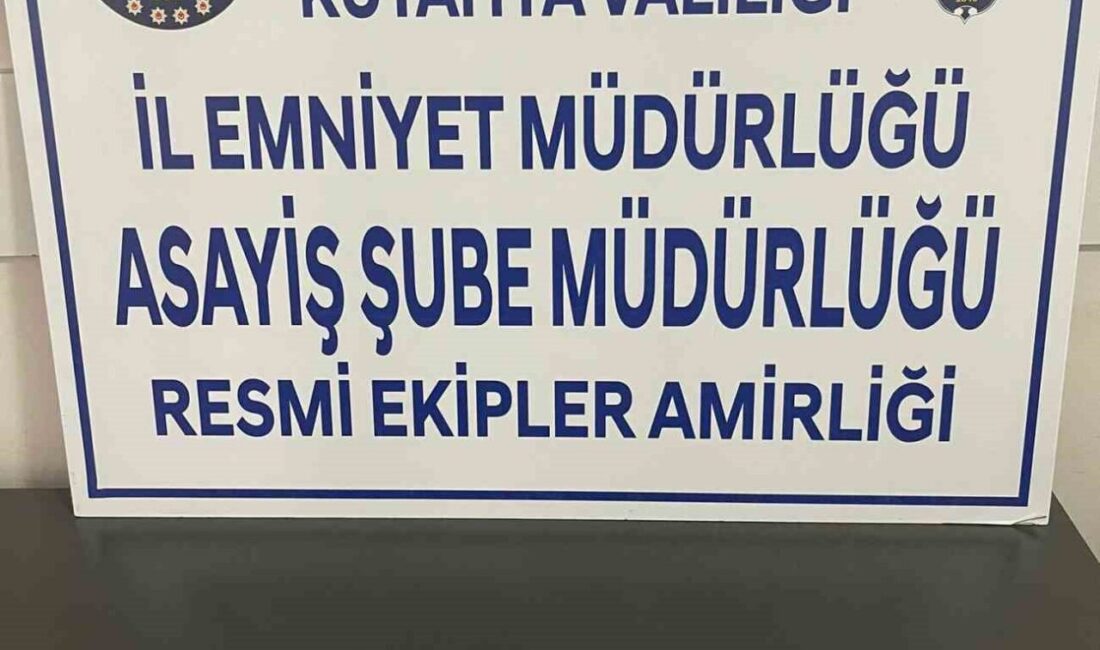 Kütahya’da cezaevi firarisi olan bir şahıs, polis ekiplerinin dikkati sayesinde