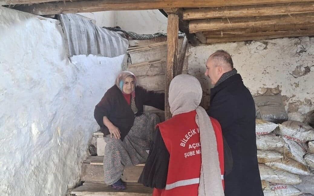 Bilecik Valiliği Açık Kapı Şube Müdürlüğü ekipleri köy ve mahalle