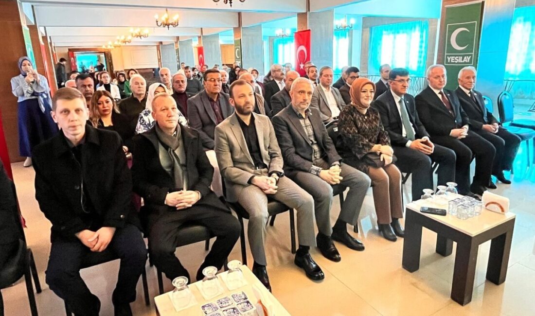 Yeşilay Kütahya Şubesi’nin olağan genel kurulu gerçekleştirildi. Mevcut başkan Mehmet