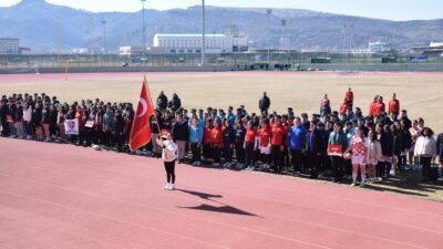 Sporun ve rekabetin buluştuğu Okul Sporları Gençler Ragbi Grup Müsabakaları,