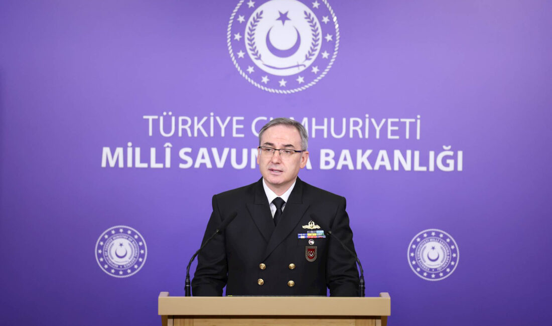 Milli Savunma Bakanlığı Sözcüsü Tuğamiral Zeki Aktürk, gündemdeki konulara ilişkin