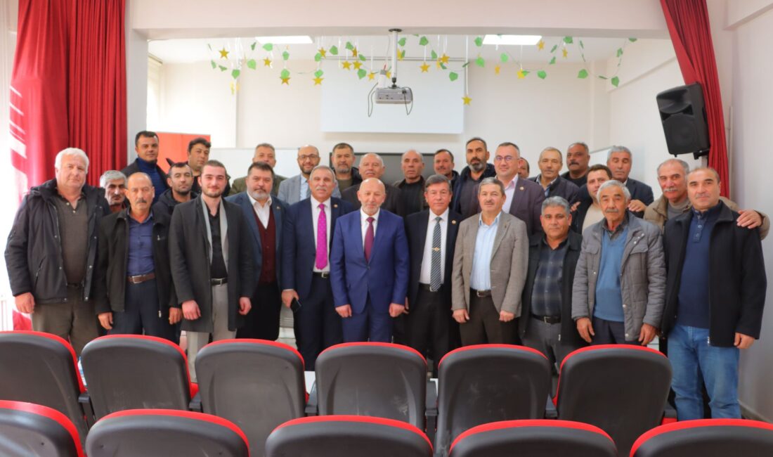 İGM Başkanı Siper ve meclis üyeleri, Çay ilçesinde köy muhtarlarıyla