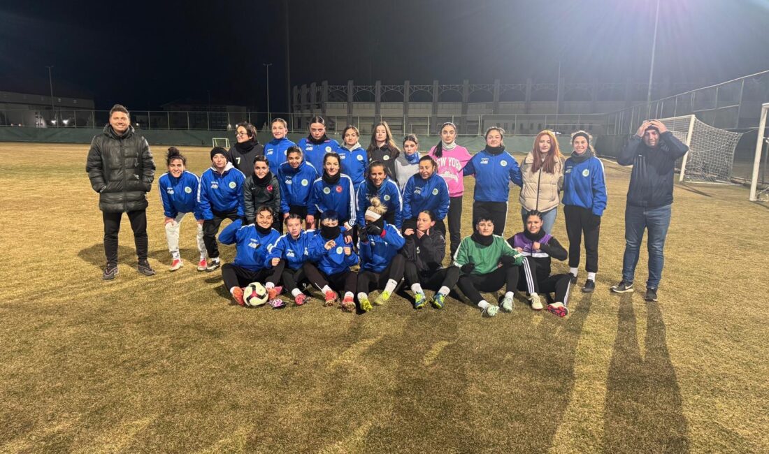 YÜNTAŞ Afyonanadolugücü kadın futbol takımı, Konya Selçuklu Dumlupınarspor maçı öncesi