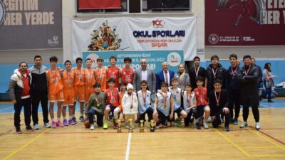 Afyonkarahisar’da düzenlenen Okul Sporları Yıldız Erkekler ve Yıldız Kızlar 3x3