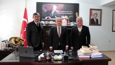 Tatarlı kasabasında iki okul bahçesine spor kompleksi, halı saha ve
