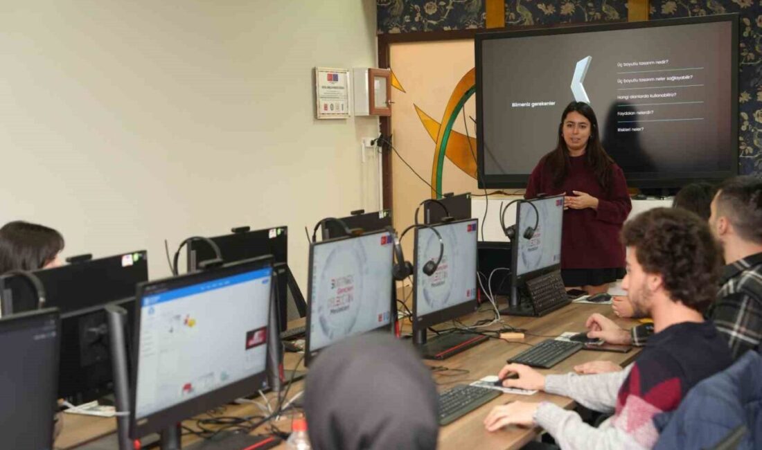‘Dijital Gençlik Merkezi’ gençlerin geleceğine yön veriyor Eskişehir Büyükşehir Belediyesi (EBB) tarafından açılan “Dijital Gençlik Merkezi” gençlere
