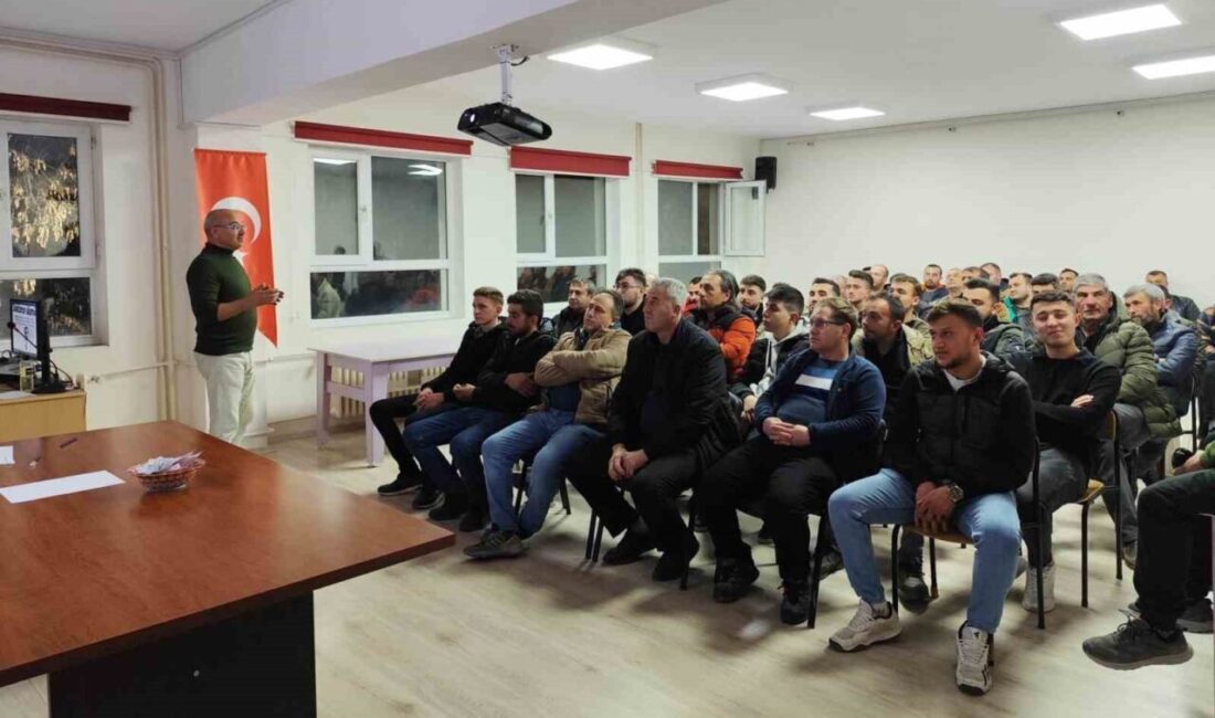 Hisarcık’ta Avcı Eğitimi Kursu açıldı Kütahya’nın Hisarcık ilçesinde Merkez Avcılık ve Atıcılık Kulübü Derneğinin girişimi,