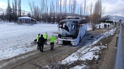 Sinanpaşa ilçesine bağlı Kılıçarslan beldesinde dün gece Isparta Petrol Turizm