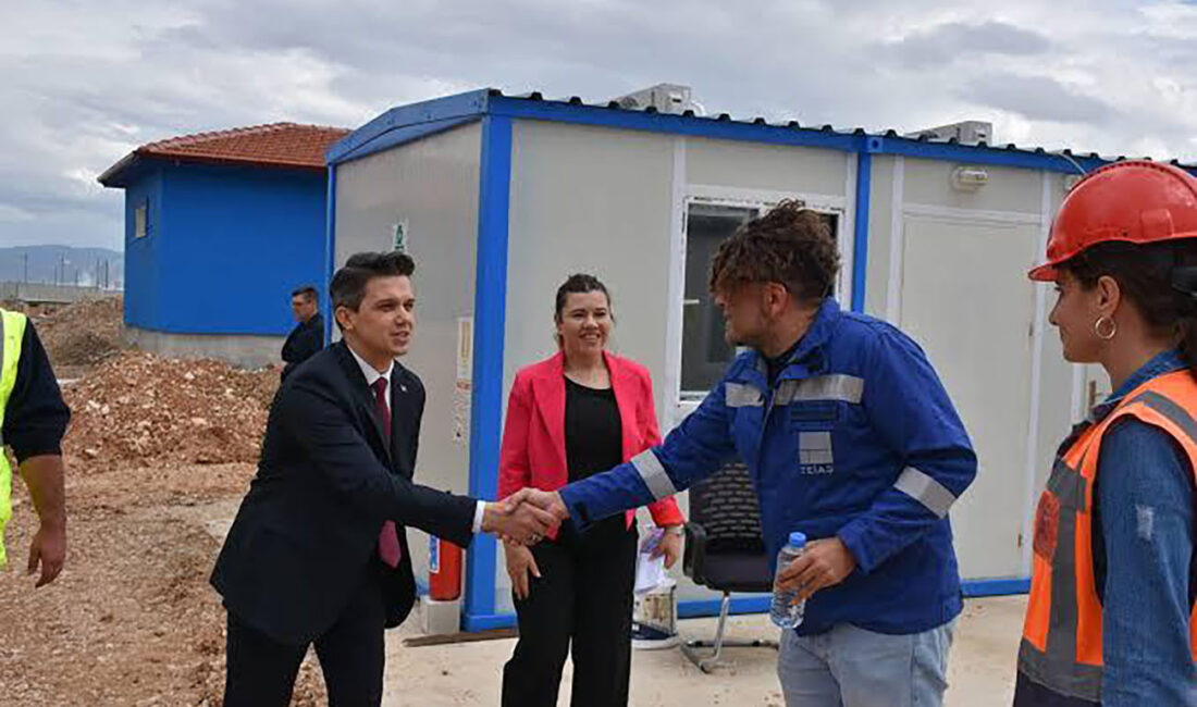 Dazkırı Belediye Başkanı Fatih Çiçek, ilçede yapımı devam eden OSB,