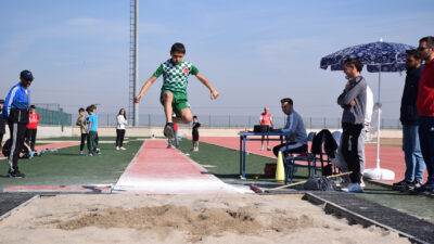 Kocatepe Spor Kompleksi’nde düzenlenen Okul Sporları Yıldızlar ve Küçükler (Kız-Erkek)