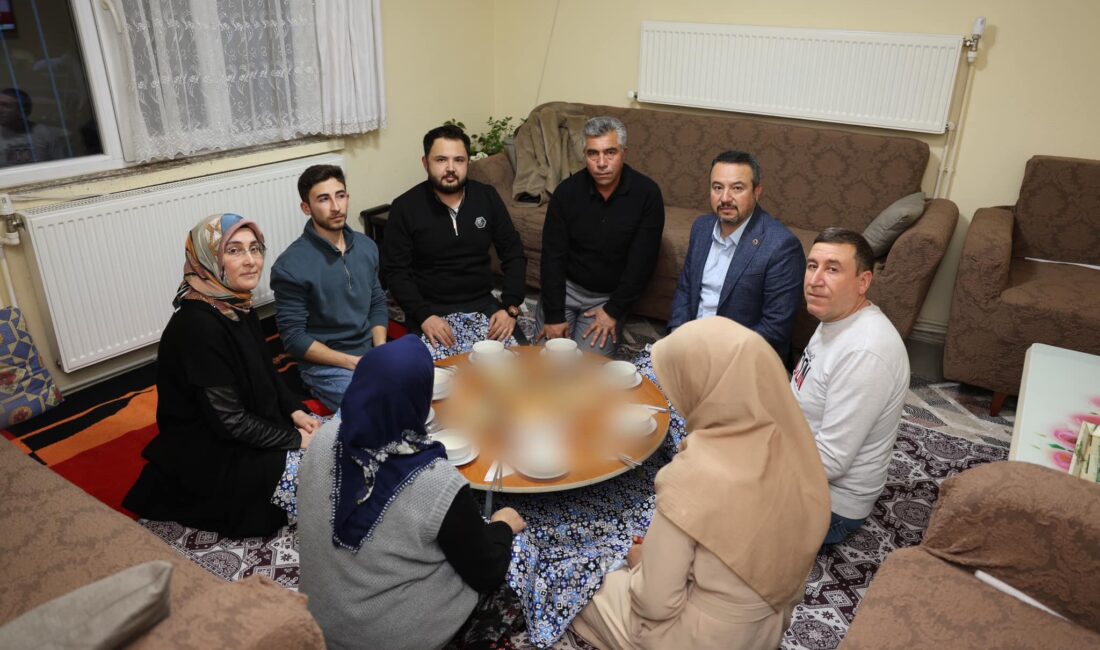 Sandıklı Belediye Başkanı Adnan Öztaş, Ramazan ayının manevi atmosferini vatandaşlarla