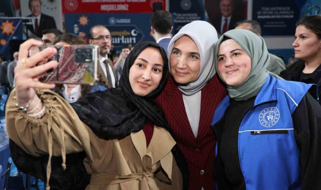 Afyonkarahisar’da ’Kampüs İftarı’ programı düzenlendi Afyonkarahisar’da Ramazan ayının manevi atmosferi içerisinde, Gençlik ve Spor İl