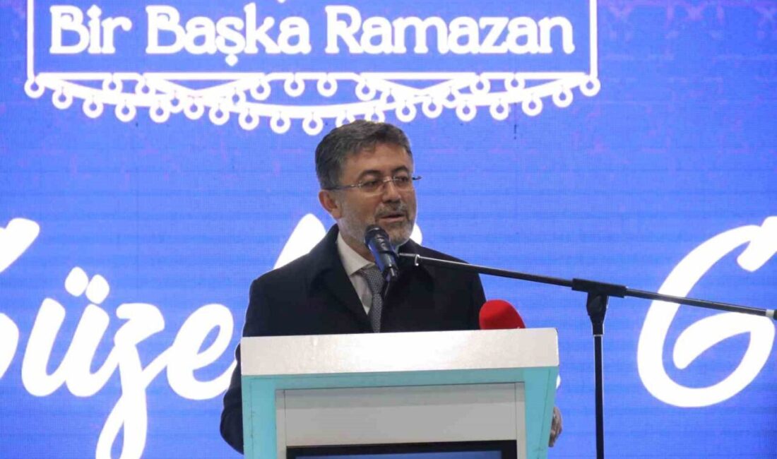 Eskişehir’de AK Parti İl Başkanlığı’nın düzenlediği iftar programına katılan Tarım