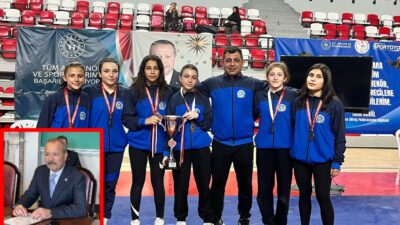 Çorlu’da düzenlenen U-17 Türkiye Şampiyonası’nda başarı elde eden Afyonkarahisarlı sporcular,
