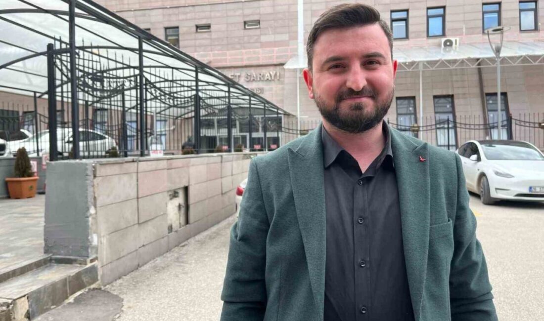 Eskişehir’de üvey kardeşi Sezer Keklikçi’yi silahla öldüren Caner Çayırcı, yargılandığı