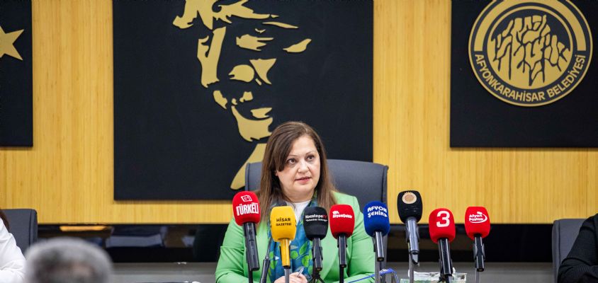 Afyonkarahisar Belediye başkanı Burcu Köksal , dün yapılan Nisan Ayı
