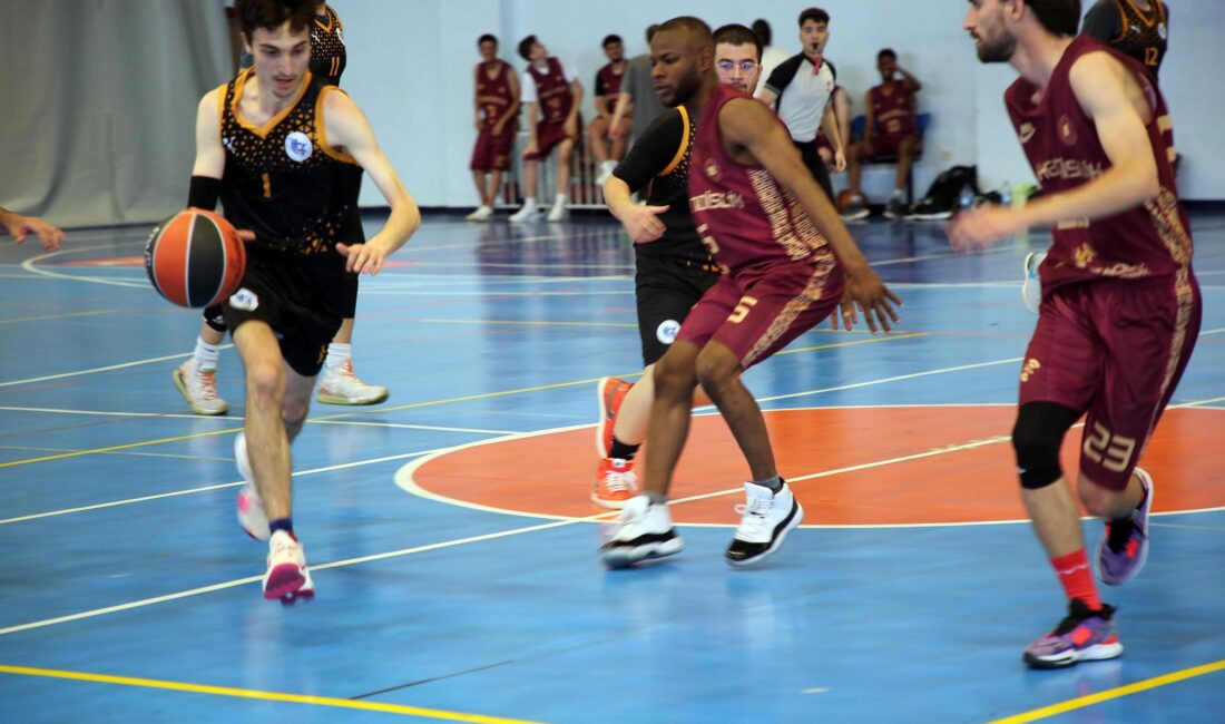 Afyon Kocatepe Üniversitesinde (AKÜ) spor oyunları, önceki gün verilen startla