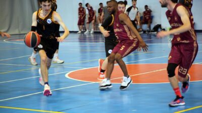 Afyon Kocatepe Üniversitesinde (AKÜ) spor oyunları, önceki gün verilen startla