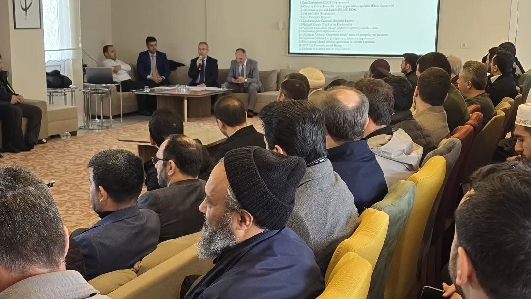 2025 Nisan Ayı personel toplantısı gerçekleştirildi Bozüyük İlçe Müftülüğü personel toplantısı, Müftü Muammer Ölmez başkanlığında Yeşilkent