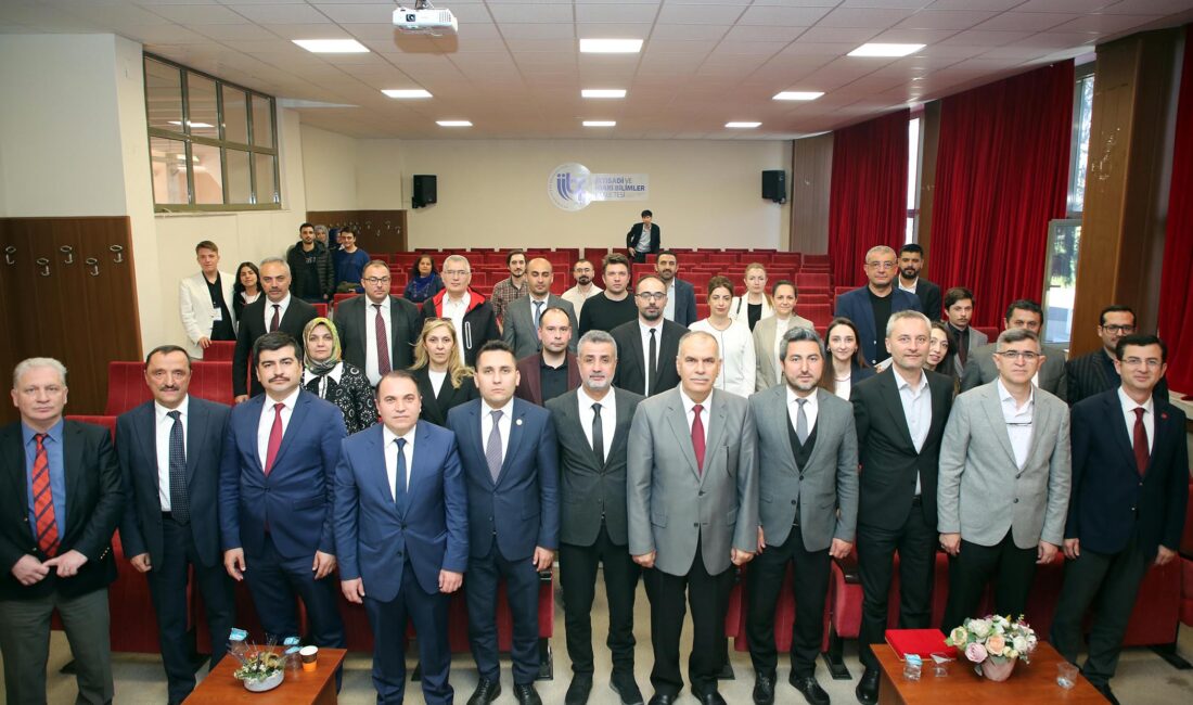 AKÜ İİBF Dergisinin ‘Bölgesel Sürdürülebilir Kalkınma’ temalı tanıtım toplantısı ve
