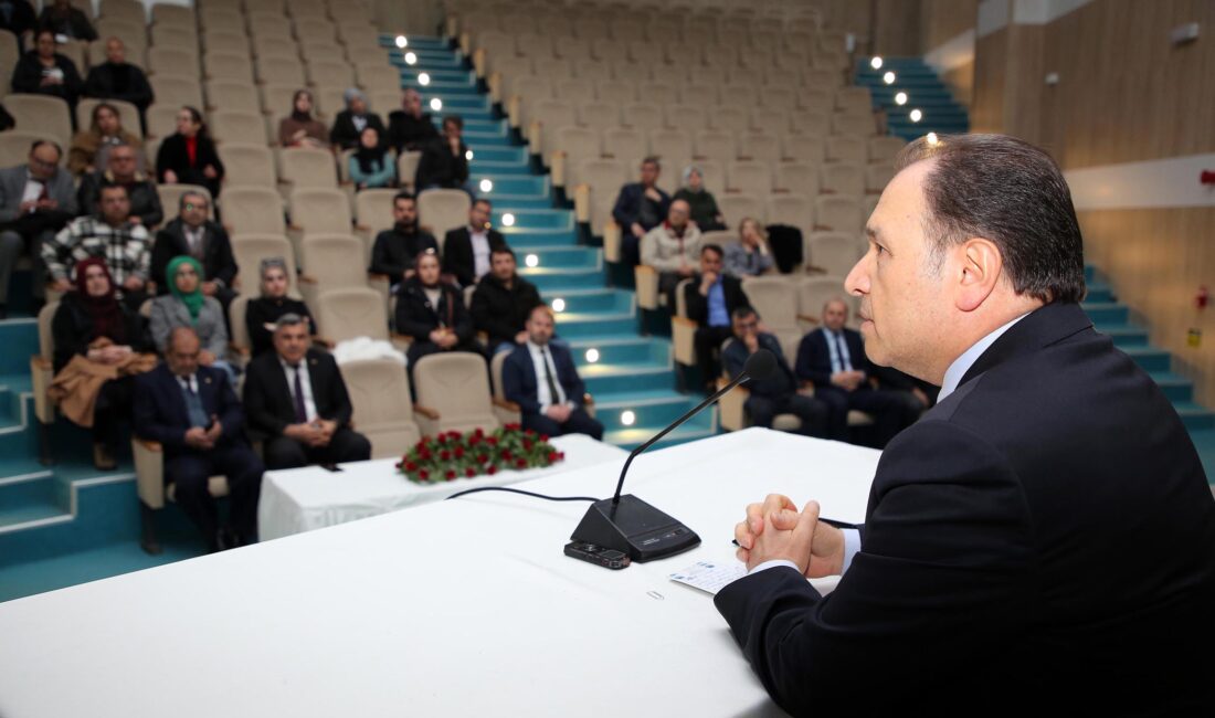 İl Milli Eğitim Müdürlüğünde ‘Şehrin Kültürel Çalışmaları ve İnsana Etkisi’