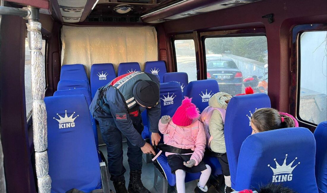 Bayat Kaymakamlığı, ilçede yaşayan vatandaşları ve sürücüleri trafik kurallarına uymaları