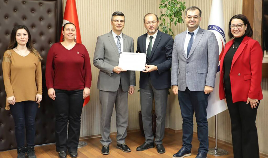 Afyonkarahisar Sağlık Bilimleri Üniversitesi (AFSÜ), ‘Beslenme Dostu ve Fiziksel Aktiviteyi