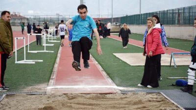 Afyonkarahisar’da düzenlenen ‘Özel Sporcular Para Atletizm’ Müsabakaları, Kocatepe Spor Kompleksi