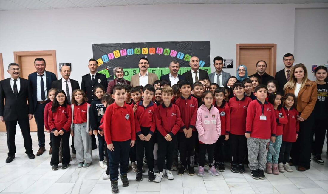 Emirdağ Belediye Başkanı Serkan Koyuncu, Kütüphaneler Haftası kapsamında İlçe Halk