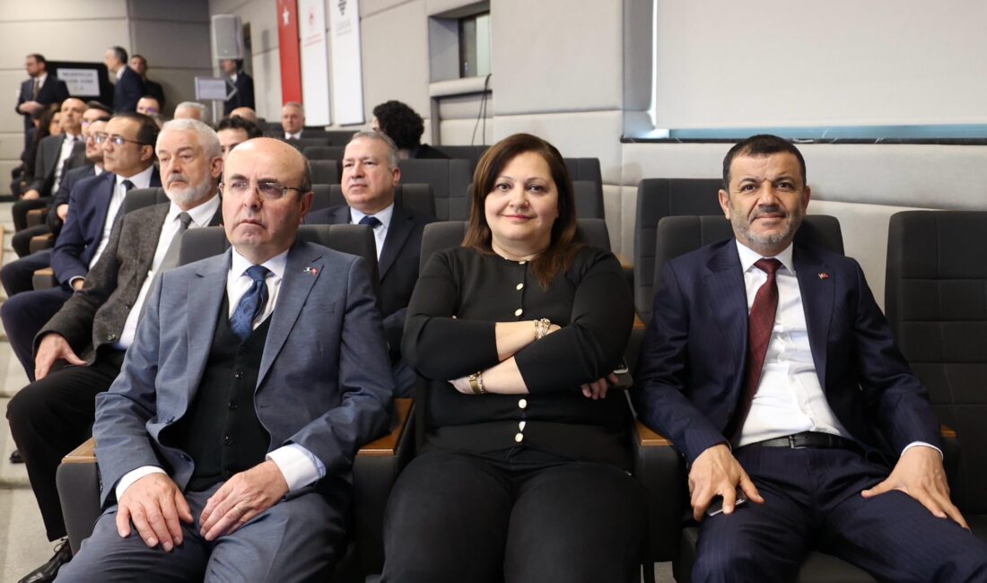 Afyonkarahisar Belediye Başkanı Burcu Köksal, İller Bankası’nın 2024 yılı faaliyetlerine