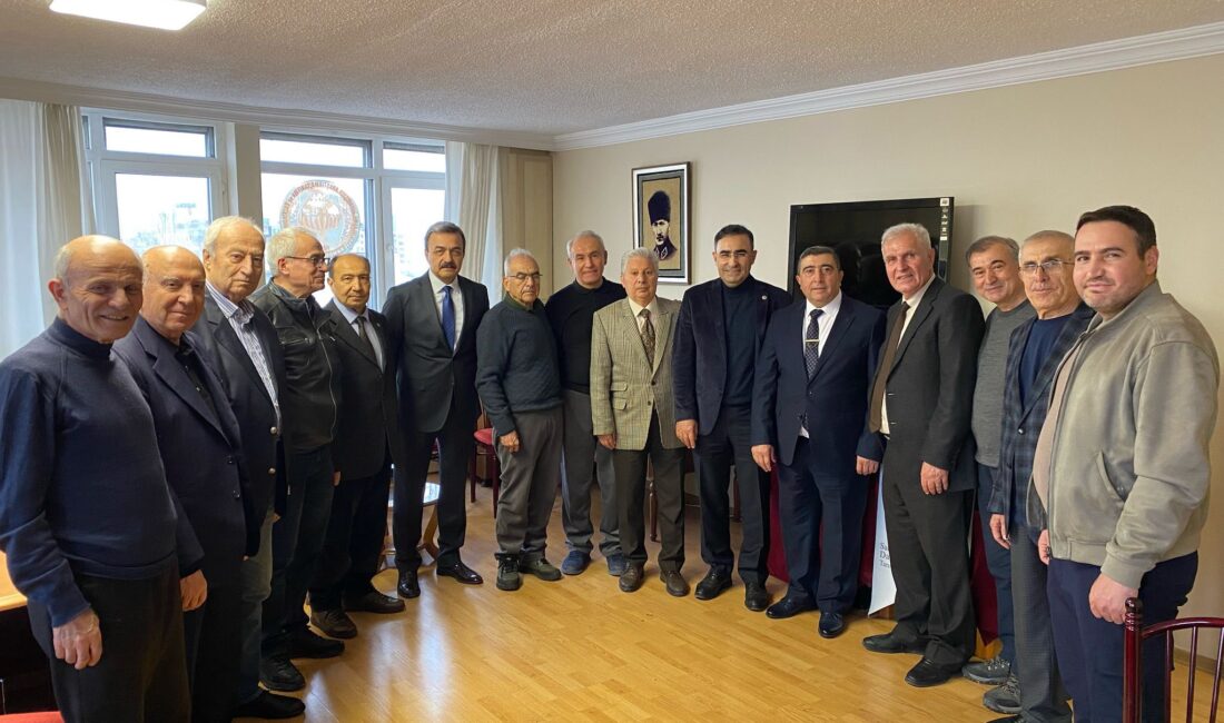 Afyonkarahisar AK Parti Milletvekili Dr. Hasan Arslan, Ankara Sandıklılılar Vakfı'nda