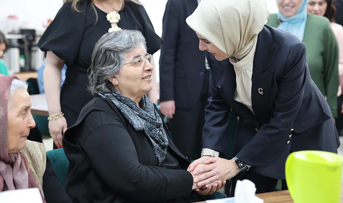 Bakan Göktaş, Yaşlı Destek Programı (YADES) ile hizmete ihtiyaç duyan