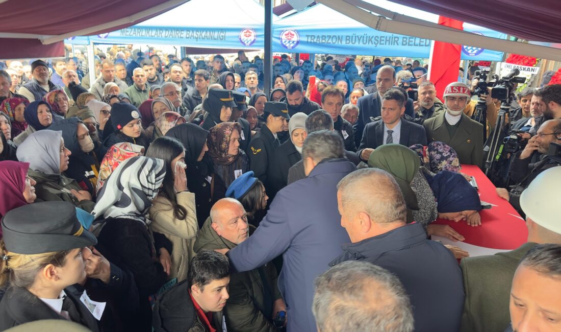 Olgun, Pençe-Kilit operasyonunda şehit olan Day’ın cenaze törenine katıldı İYİ Parti Genel Başkan Yardımcısı Hakan Şeref Olgun, Mali İşler