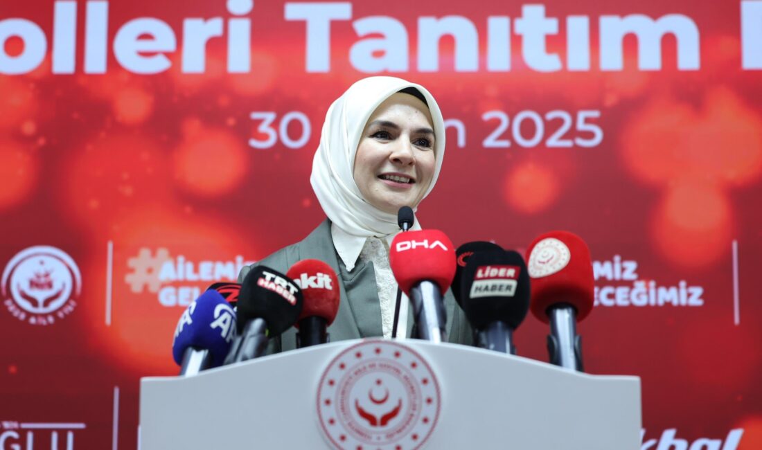 ‘Yuva kuran gençlerimizin yanındayız!’ Aile ve Sosyal Hizmetler Bakanı Mahinur Özdemir Göktaş 2025 Aile