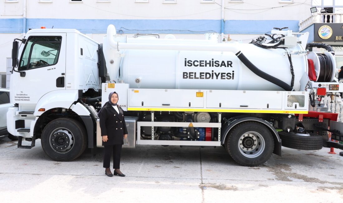 İscehisar Belediyesi araç filosunu genişletmeye devam ediyor İscehisar Belediyesi, araç filosunu genişletmeye devam ediyor. Çevre, Şehircilik ve