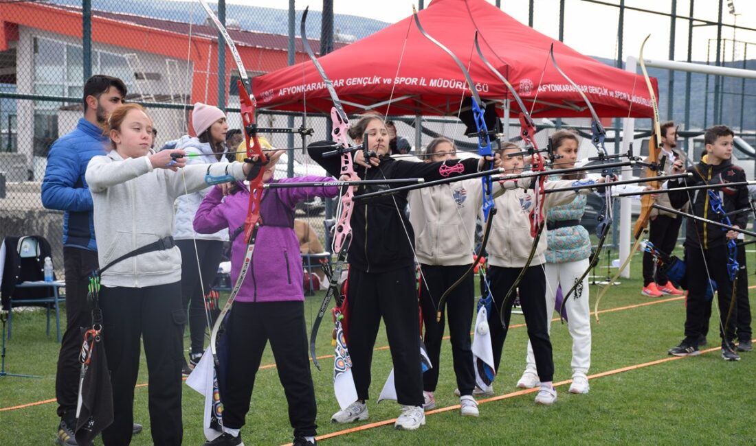 Gençler, Yıldızlar ve Küçükler kategorilerinde düzenlenen okçuluk müsabakaları, Kocatepe Spor