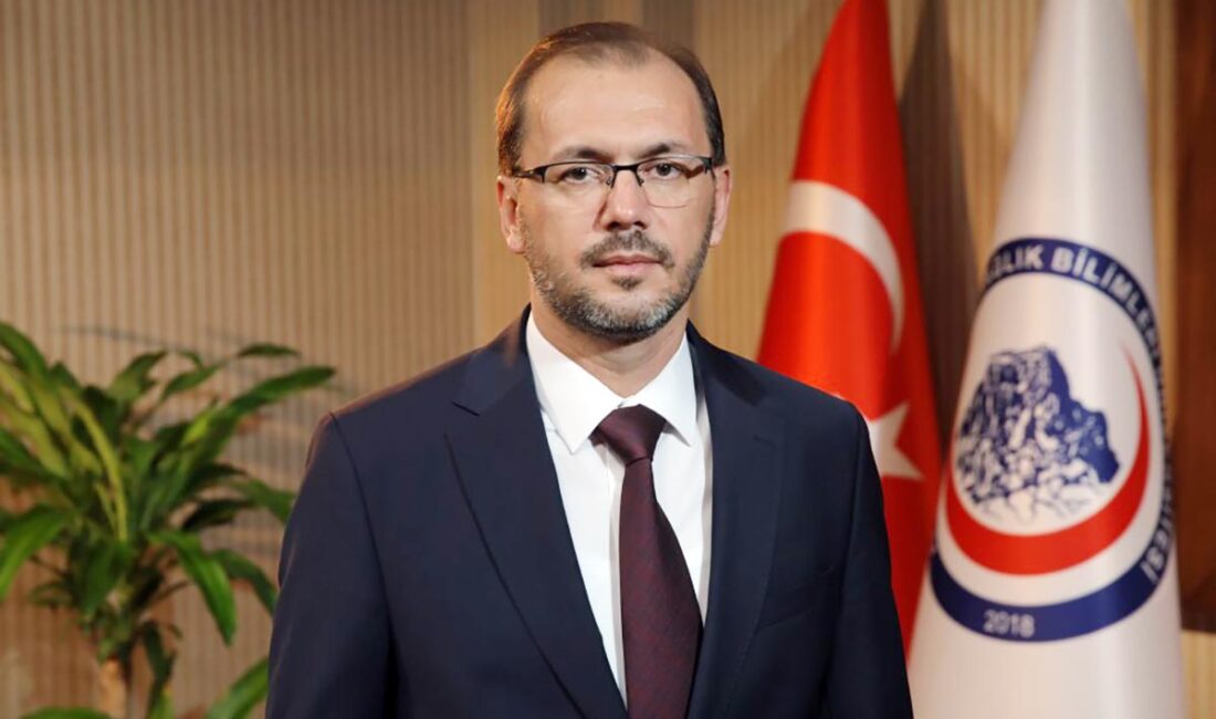 ‘Aşı karşıtlığı, ciddi bir halk sağlığı sorunudur’ Afyonkarahisar Sağlık Bilimleri Üniversitesi (AFSÜ) Rektörü Prof. Dr. Nurullah Okumuş,